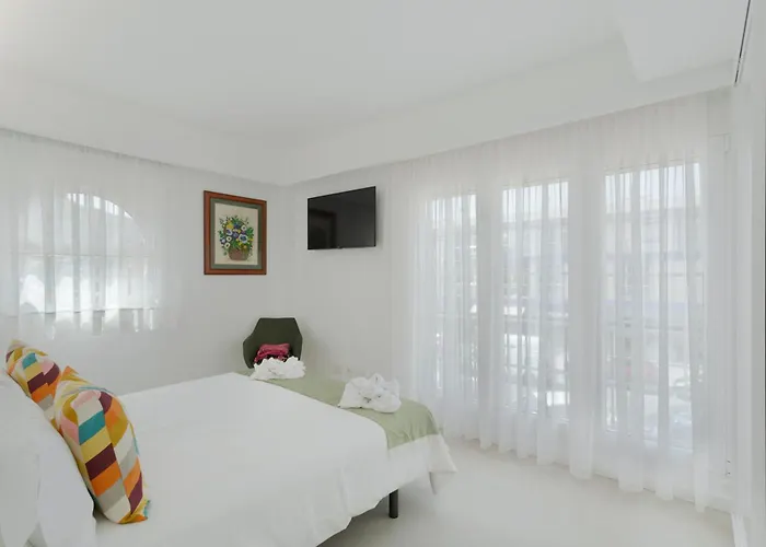 公寓 Teresita La Fuente 莫甘海滩